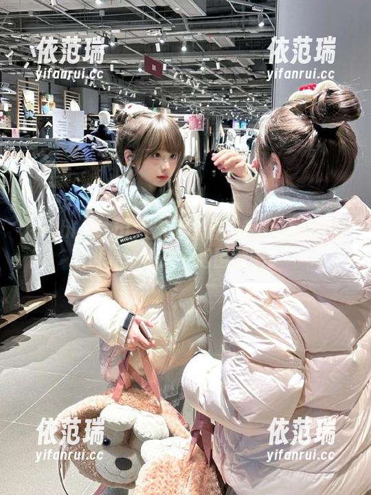51hl 51hl为你呈现最可爱的安卓吃瓜世界,快来一起围观吧!