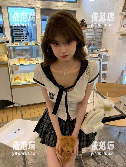 妹子私藏吃瓜网.top地址，带你追踪吃瓜全新热点！