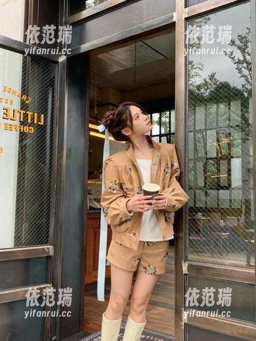 黑料正能量 黑料正能量index.php更新速递,女生圈惊喜不断的吃瓜宝地